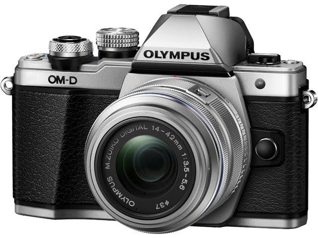 Olympus Беззеркальная цифровая камера OM-D E-M10 Mark II с объективом EZ 14–42 мм (серебристый)