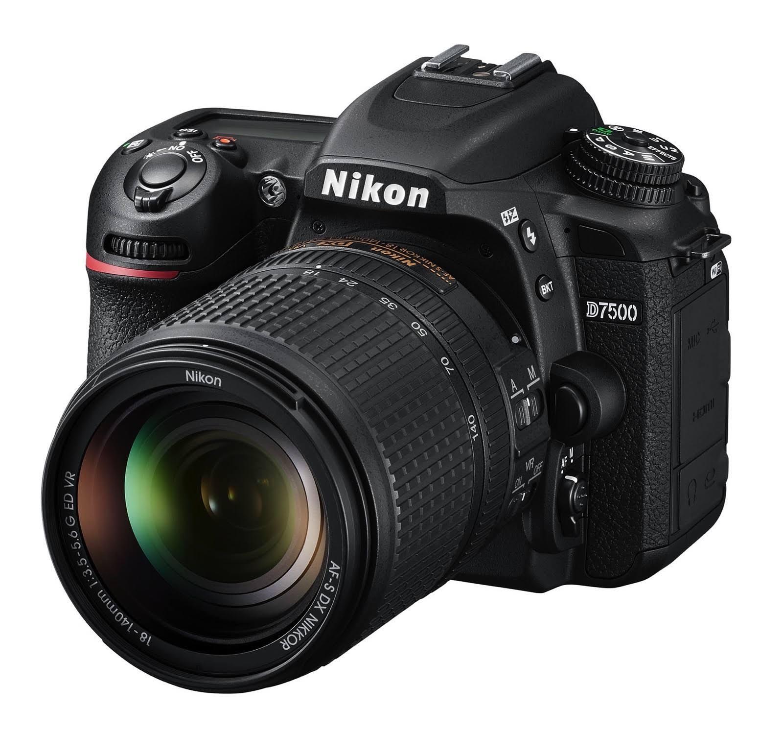 Nikon Цифровая зеркальная фотокамера D7500 формата DX с объективом VR 18–140 мм